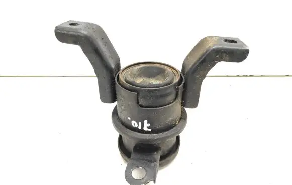 Mazda Tribute Engine mount bracket