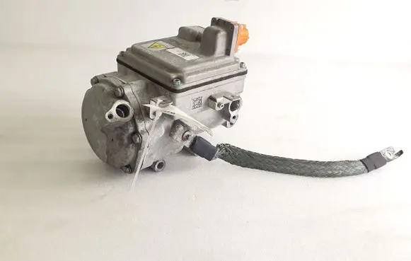 Dacia Spring Air conditioning (A/C) compressor (pump)
