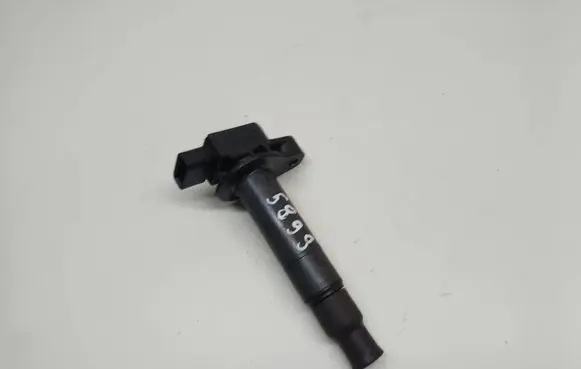 Toyota Prius (NHW20) High voltage ignition coil 9091902240