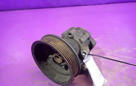 Seat Arosa Power steering pump