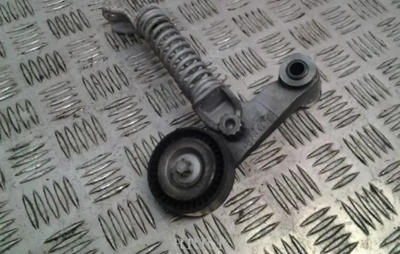 Mercedes-Benz A W176 Generator/alternator belt tensioner A6512000570