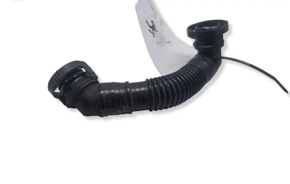 Volkswagen PASSAT CC Breather/breather pipe/hose 03L103493AE