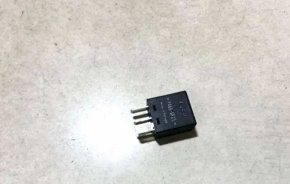 Ford Fiesta Other relay 5m5t14b192aa 5m5t-14b192-aa