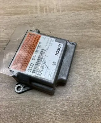 Audi A3 S3 8P Airbag control unit/module 8P0959655D 0285001700