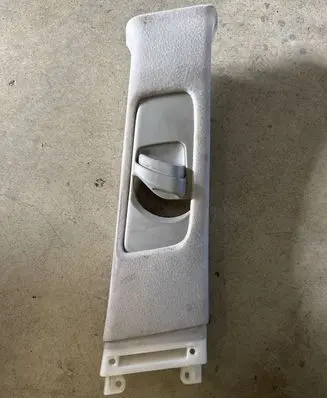 (B) pillar trim (top)