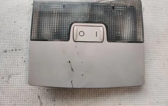 Audi A6 S6 C5 4B Front seat light 4B0947105