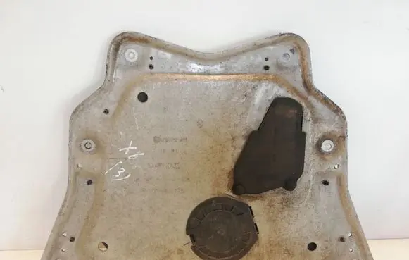 BMW X6 E71 Engine splash shield/under tray 6786568
