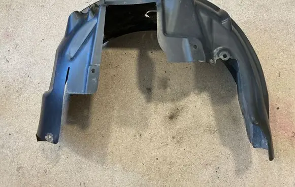 BMW M2 F87 Rear arch fender liner splash guards 8063035