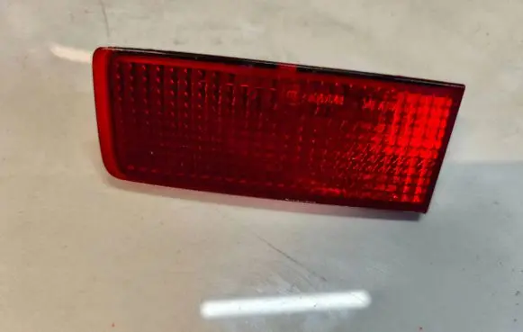 Volkswagen Touareg II Rear tail light reflector 7P6945106