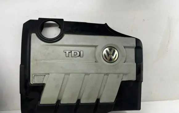 Volkswagen PASSAT B6 Engine cover (trim) 03L103925AM 03L103925AN 03L103925AP