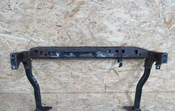 Ford Kuga II Bottom radiator support slam panel 
