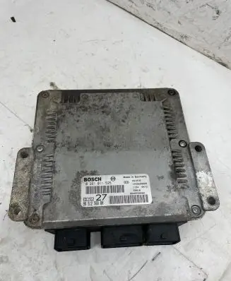 Peugeot 206 Engine control unit/module 0281011525 9640938680 9651256880