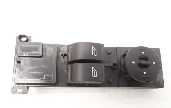 Ford Focus Electric window control switch 03168080 7M5T14529BA 7M5T14529