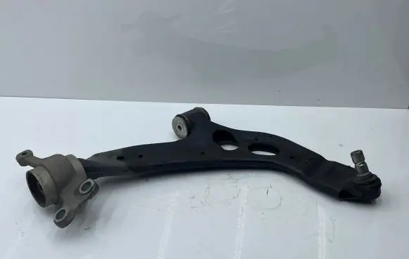 BMW 2 F46 Rear upper control arm/wishbone 5879844