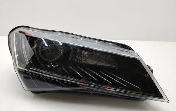 Skoda Superb B8 (3V) Headlight/headlamp 3V1941018A