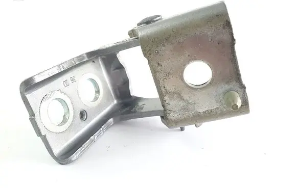 Peugeot 5008 II Rear door lower hinge