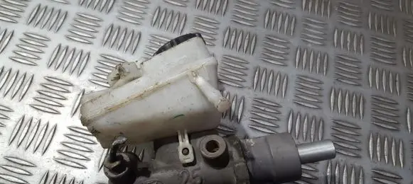 Ford Mondeo MK II Master brake cylinder 21026999
