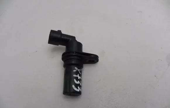 Opel Corsa D Crankshaft position sensor 73502752 X733