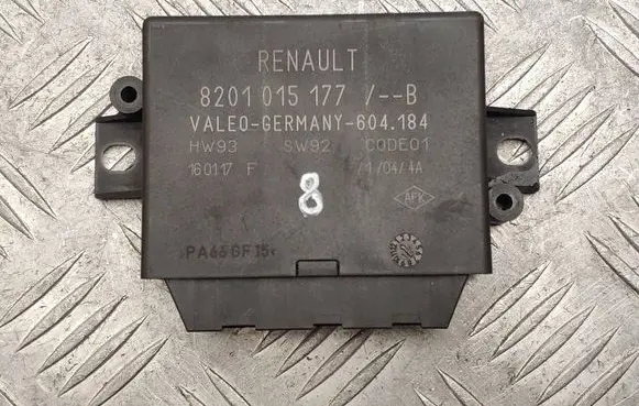 Opel Movano B Parking PDC control unit/module 8201015177
