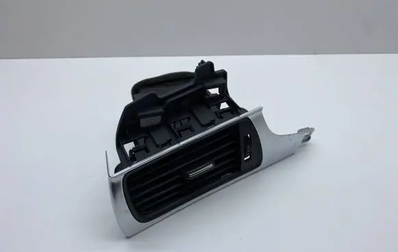 Audi A7 S7 4G Dashboard side air vent grill/cover trim 4G1820901