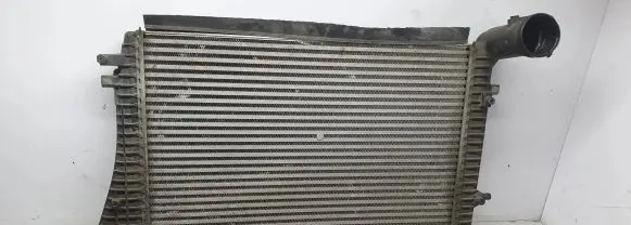 Volkswagen PASSAT B6 Intercooler radiator 3C0145803E