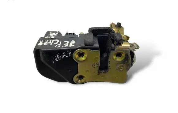 Jeep Cherokee Rear door lock B650