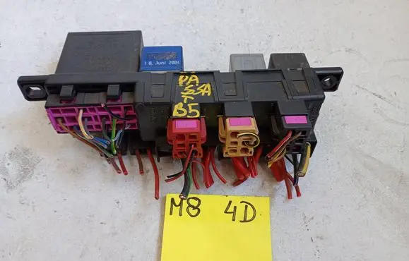 Volkswagen PASSAT B5 Other relay 4B0955531A 370 202