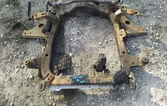 Opel Zafira B Front subframe