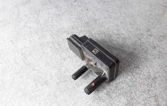 Volvo C30 Exhaust gas pressure sensor 30785486