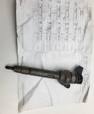 BMW 5 F10 F11 Fuel injector 0445110617 7810702 539030918