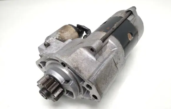 Nissan Navara D40 Starter motor 233005X00B