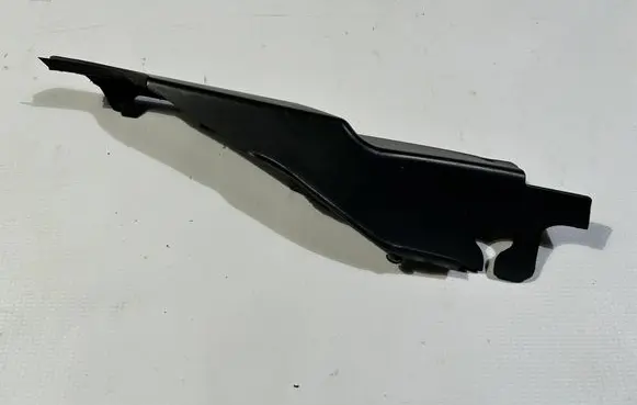 Chevrolet Corvette C6 (A) pillar trim 15822872