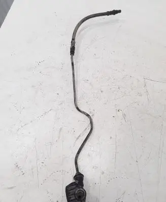 Volkswagen PASSAT B6 Clutch pipe/line PA66GF35