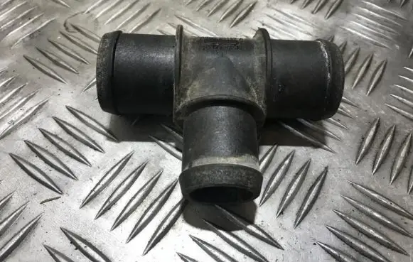 Jaguar S-Type Engine coolant pipe/hose 4r839n448a