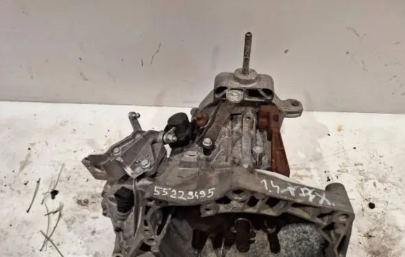 Fiat Grande Punto Manual 5 speed gearbox 55229495