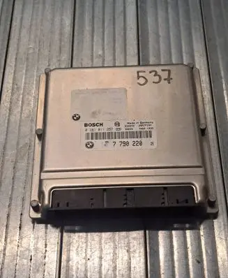 BMW X5 E53 Engine control unit/module 7790220 28RTF334 0281011257