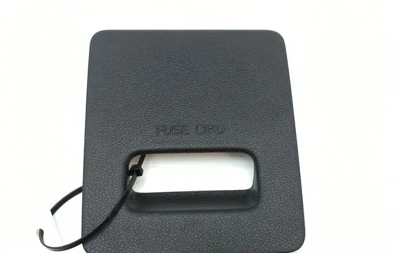 KIA Sportage Fuse box cover K4KQL56500 91990D9030