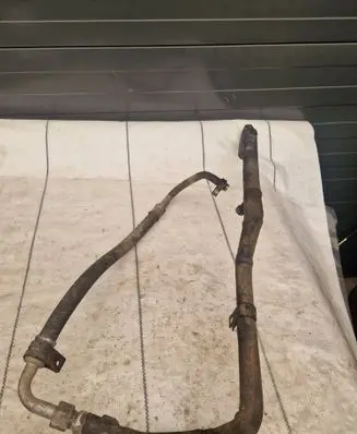 Air conditioning (A/C) pipe/hose