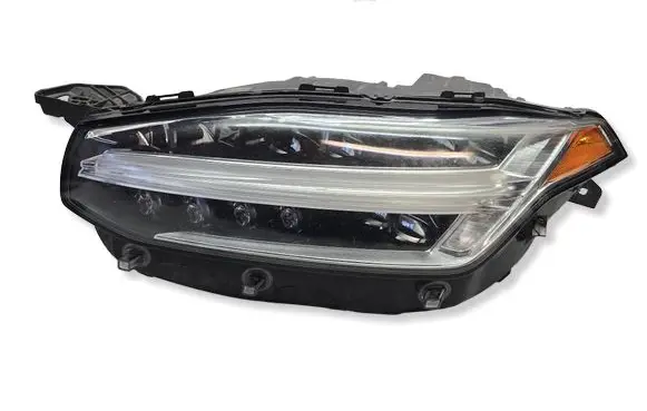 Volvo XC90 Headlight/headlamp 31468663
