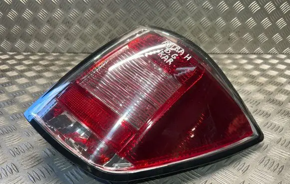 Opel Astra H Rear/tail lights