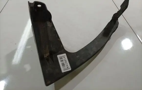 Subaru B9 Tribeca Front bumper mounting bracket 