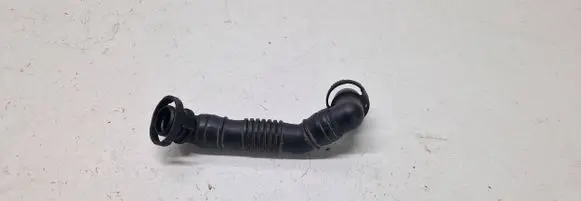 Volkswagen Golf V Breather hose/pipe 03G103493D