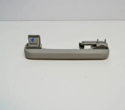 Audi A6 S6 C6 4F Rear interior roof grab handle