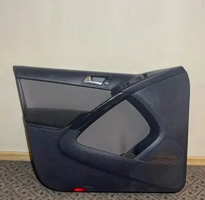Volkswagen Tiguan Front door card panel trim 5N0867011