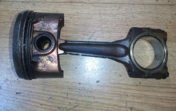 Peugeot 406 Piston with connecting rod