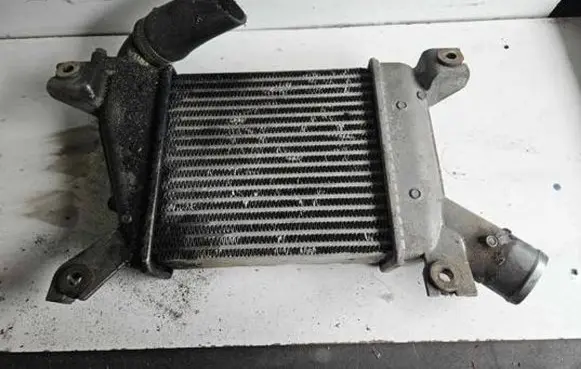 Nissan X-Trail T30 Intercooler radiator