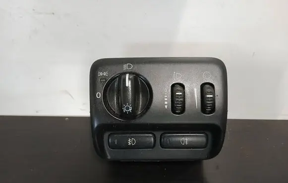Volvo S80 Light switch 8691745 MF132100100