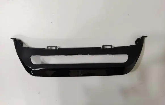 Radio/GPS head unit trim