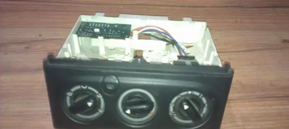 Renault Laguna I Climate control unit 9041703027 90.417.03.027
