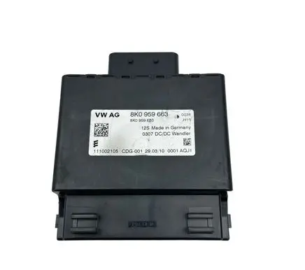 Audi A5 8T 8F Voltage converter/converter module 8K0959663 111002105